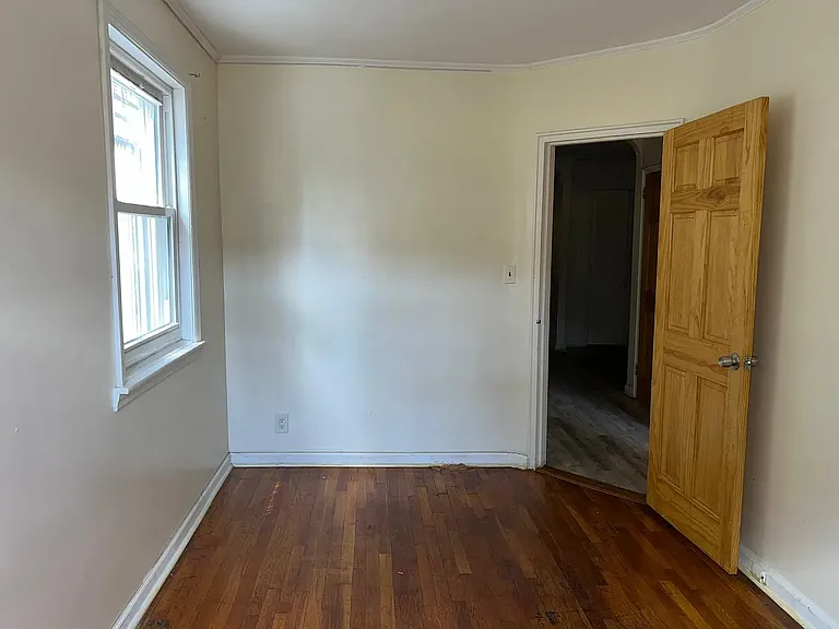 736 E 94th St #1 — Photo 12