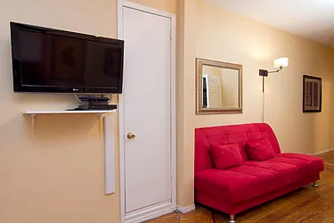 Rented by I Stay NY LLC