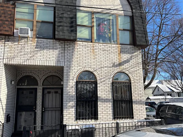 7719 Parsons Boulevard, Fresh Meadows, NY 11366