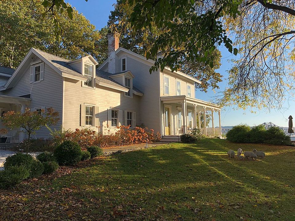 1st image of 38 Woodland Ave