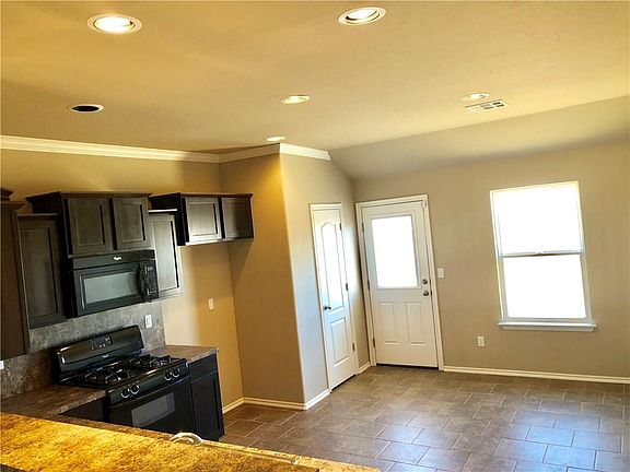 5th image of 9617 Ella Ln