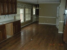 4th image of 3675 Timberloch Trl