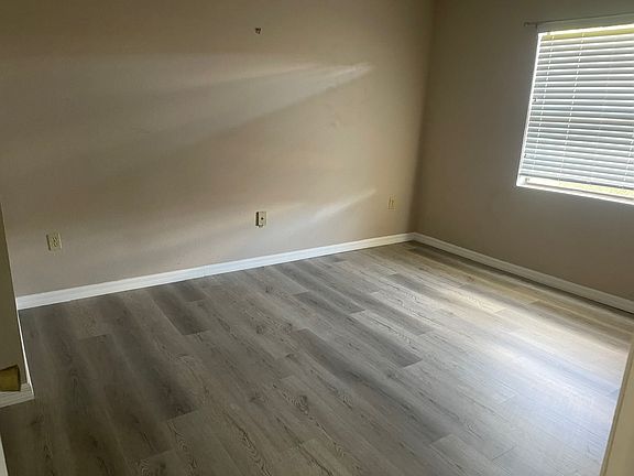 4th image of 3016 Parkway Blvd APT 311