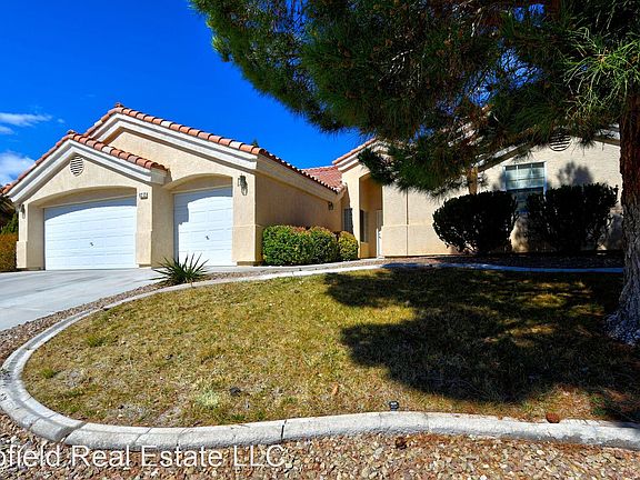 3rd image of 8212 Cedar Mesa Ave #C2