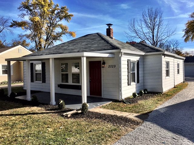 1st image of 2029 E Dudley Ave