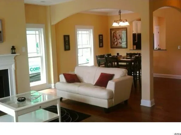 1511 Tippah Park Ct, Charlotte, NC 28205