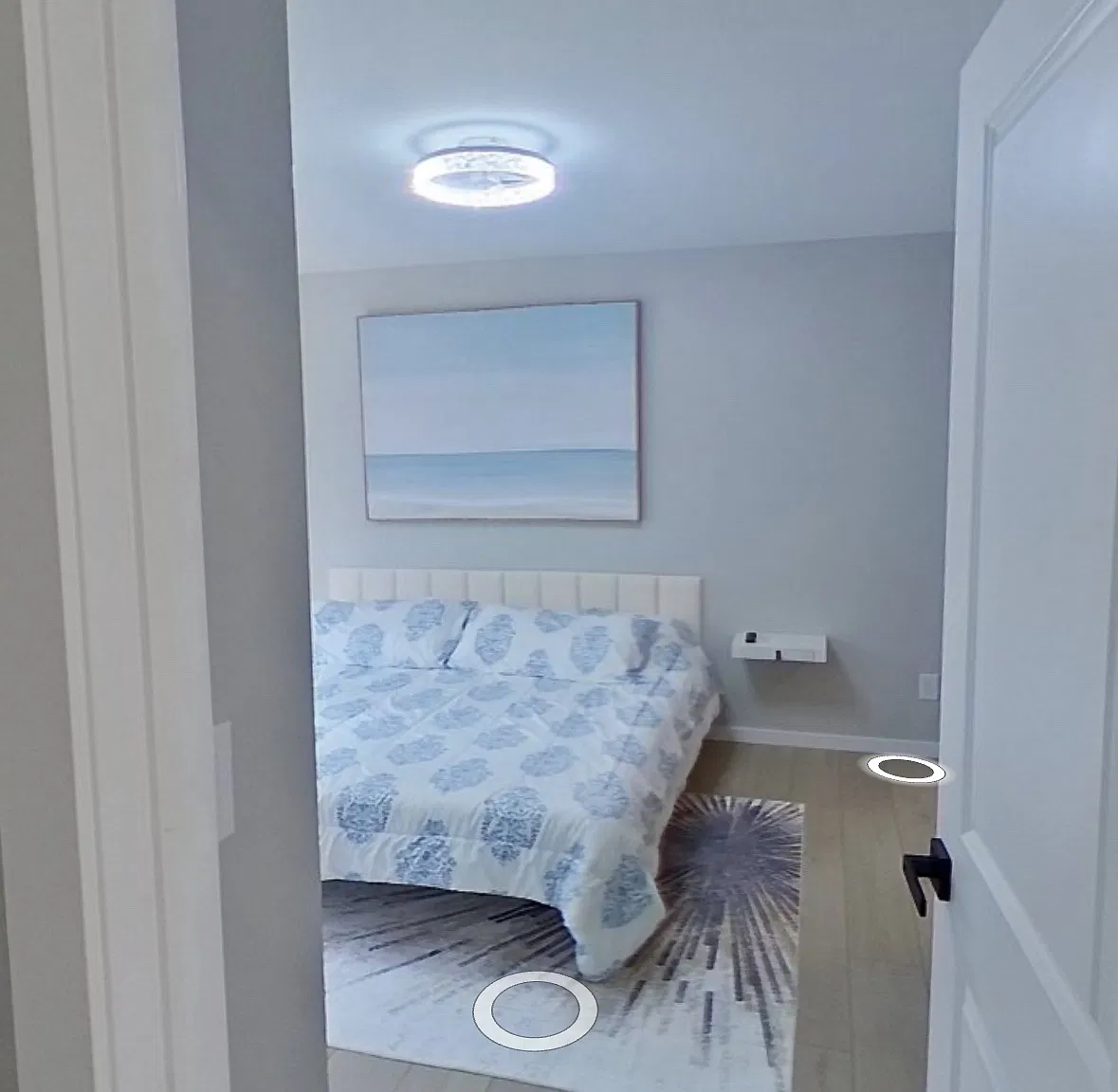 2 bed, 913 sqft, $1,975 — Photo 3