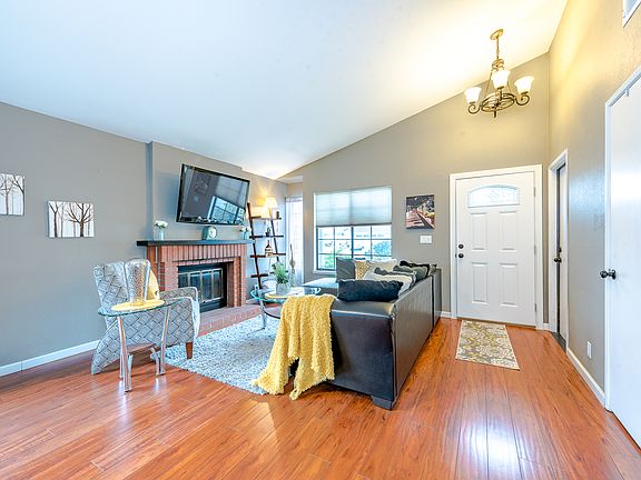 5th image of 4346 Redlands St