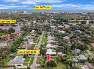 2384 Windsor Rd, Palm Beach Gardens, FL 33410