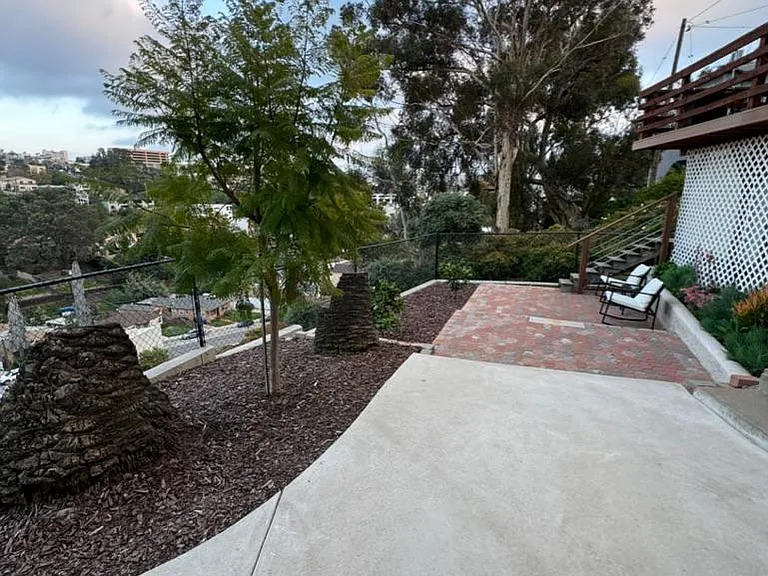 821 W Olive St #C — Photo 13