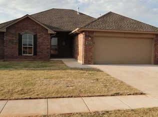 10621 SW 35th, Mustang, OK 73064
