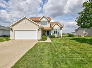 2316 N 7th Avenue Pl E, Newton, IA 50208