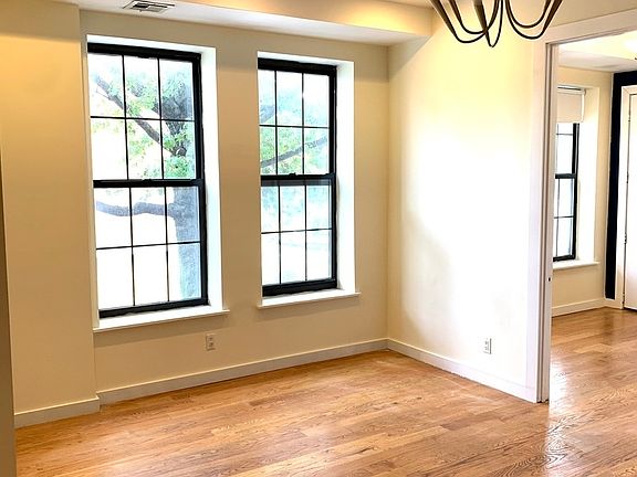 2nd image of 670 Prospect Pl #1B