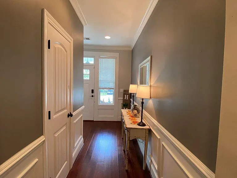 237 Claudia Dr — Photo 3