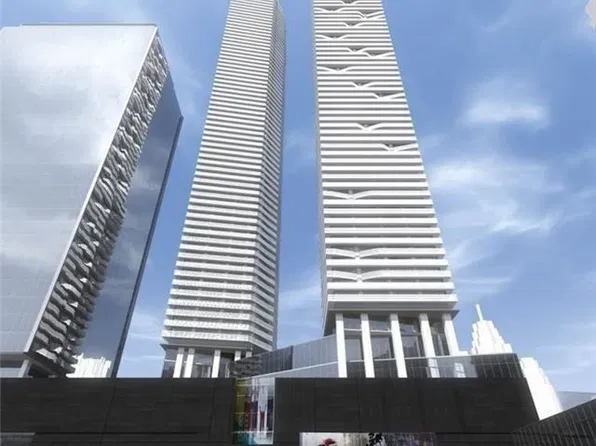 100 Harbour St, Toronto, ON