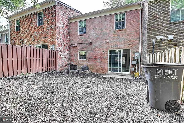 2226 Gunsmith Sq — Photo 17