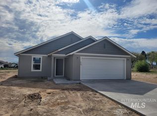 440 Red Rose St, Wilder, ID 83676