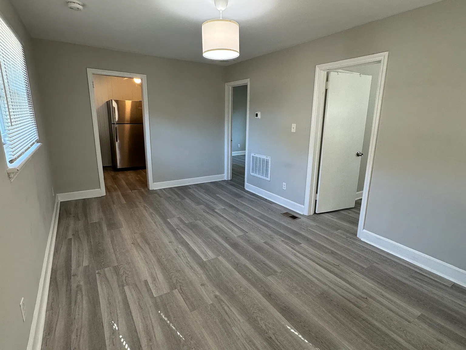 2 bed, 630 sqft, $1,600 — Photo 3
