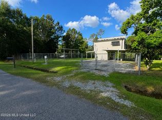 10073 River Dr, Bay Saint Louis, MS 39520