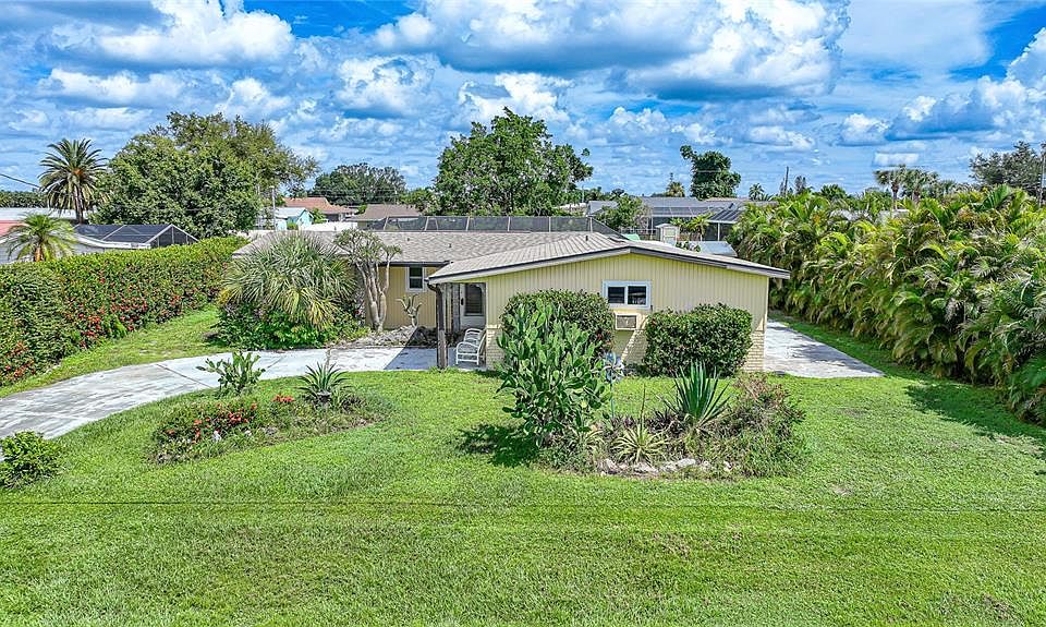 1st image of 21152 HIGGS DRIVE