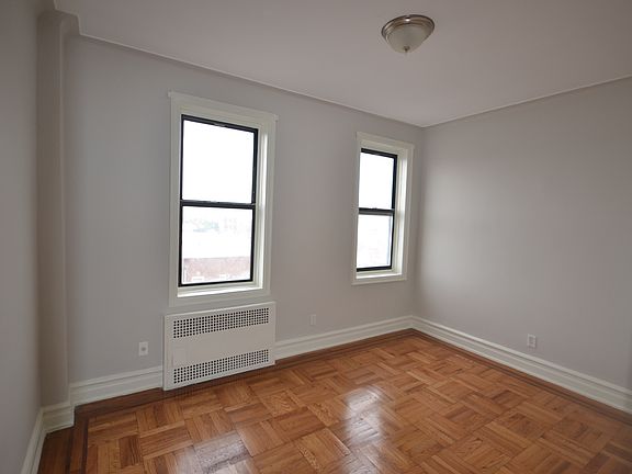 4th image of 2302 85th St #B4u