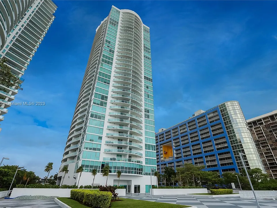 2101 Brickell Ave #1803