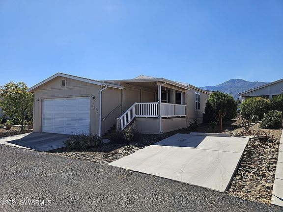 2nd image of 1042 Miller Drive