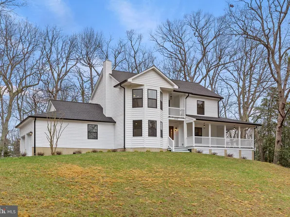 2430 Jurallo Ct, Lusby, MD 20657