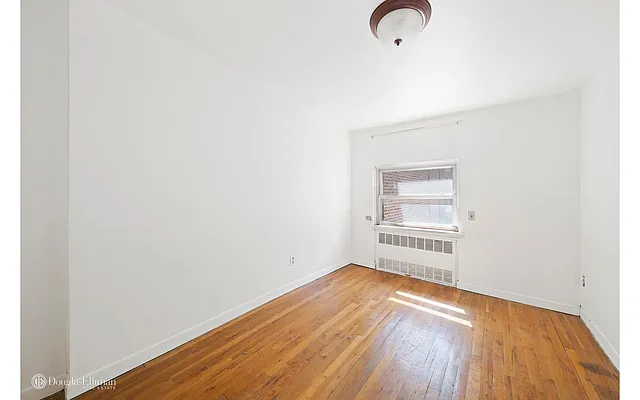 Rented by Douglas Elliman | media 19