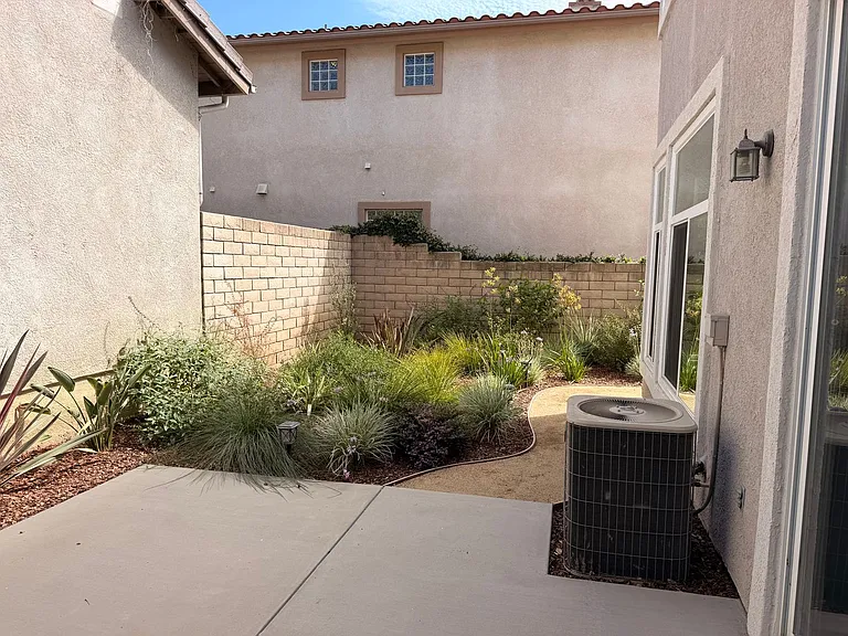 2872 La Plata Dr — Photo 4