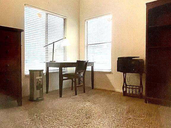 4th image of 6672 S Luxor Way