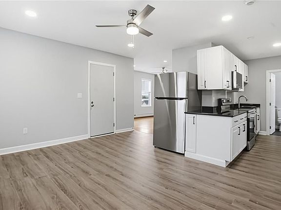 5th image of 188 Division St #2R