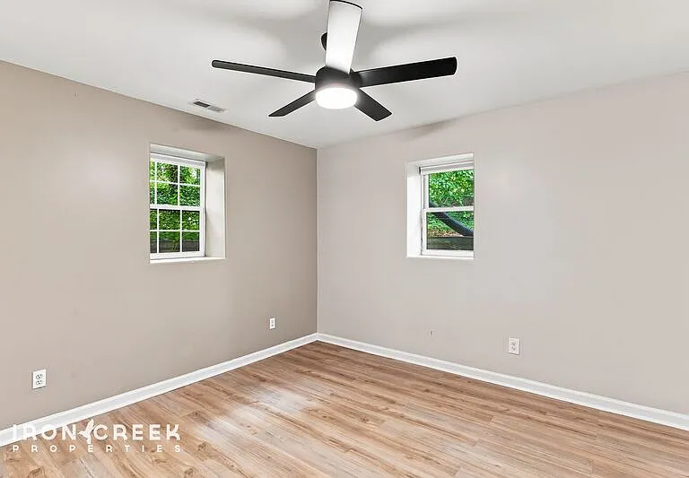 160 State St #110 — Photo 14
