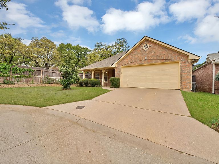 Listing photo 4