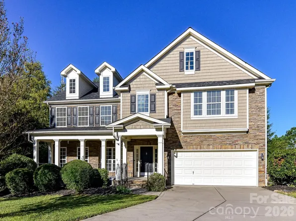 8128 Madrigal Ct, Waxhaw, NC 28173