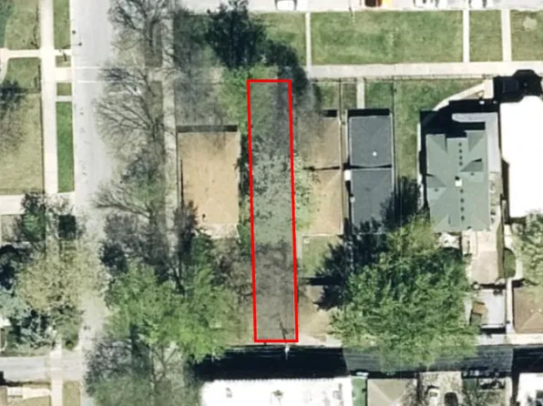 1223 E 70th St, Chicago, IL 60637