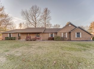 108 Pineywoods Dr, Swansea, IL