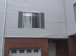 233 Emily Ln, Staten Island, NY 10312