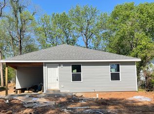 2073 N Park Ave, Springfield, MO 65803