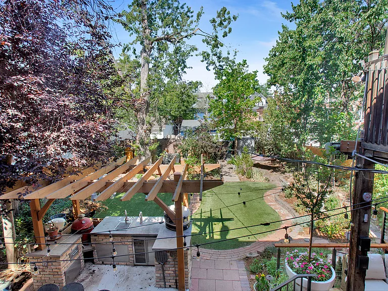 1245 N Emerson St — Photo 35