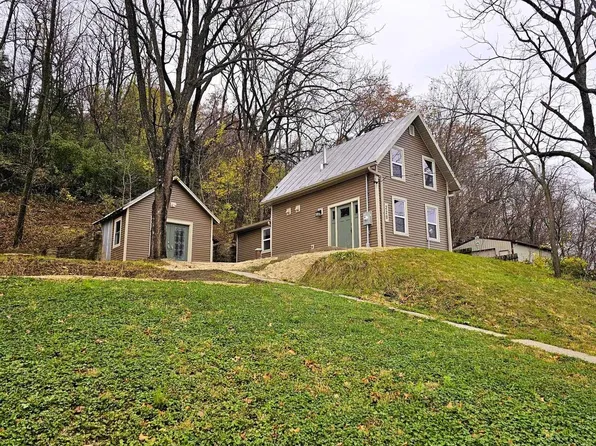 220 De Soto Street, De Soto, WI 54624