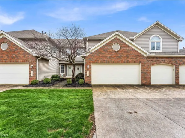 120 Ambleside Way, Amherst, OH 44001