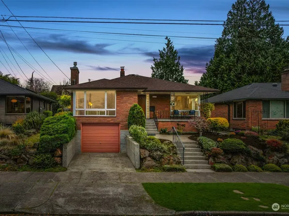 3228 NW 74th Street, Seattle, WA 98117
