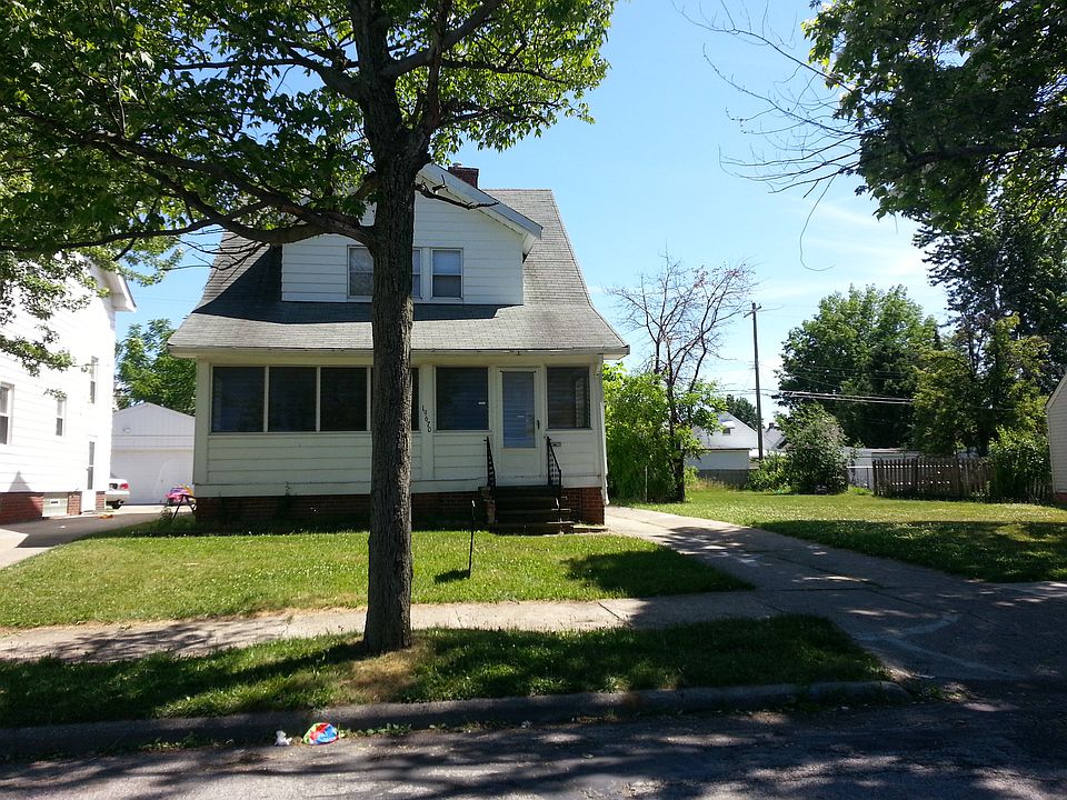 1st image of 19670 Monterey Ave