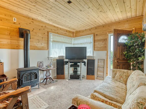 105 W Evergreen Dr, Kalispell, MT 59901