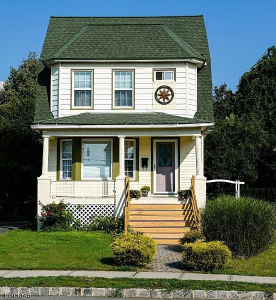 1st image of 145 Franklin Ave