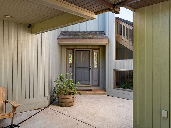 3rd image of 381 Timber Dr