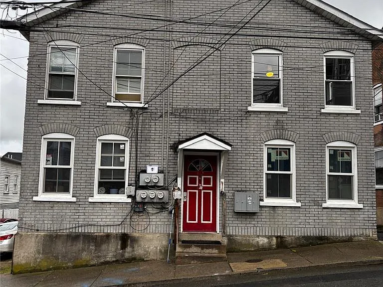 412 Oak St #1 — Photo 1