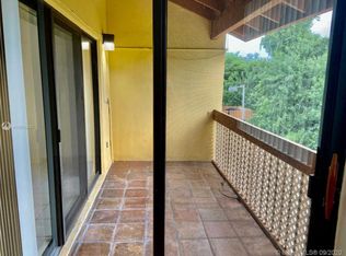 8885 Fontainebleau Blvd APT 205, Miami, FL 33172