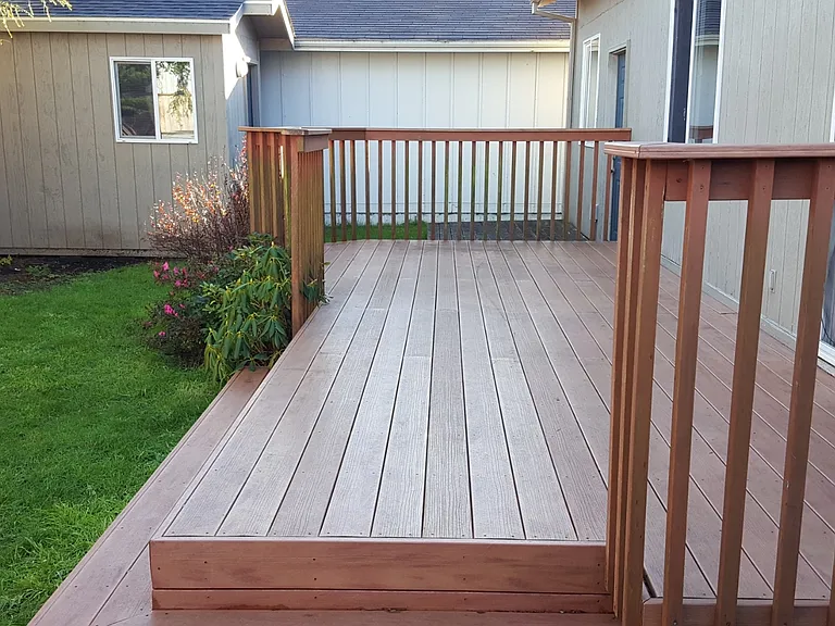 NW Cedar St — Photo 20